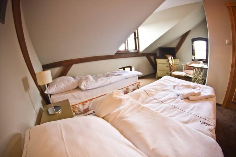 Leniwka Hotell Świebodzin Eksteriør bilde