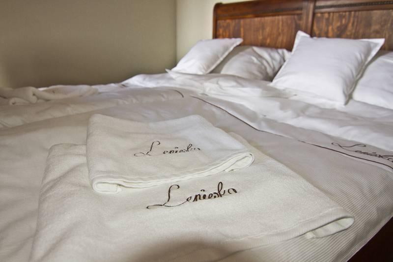 Leniwka Hotell Świebodzin Eksteriør bilde